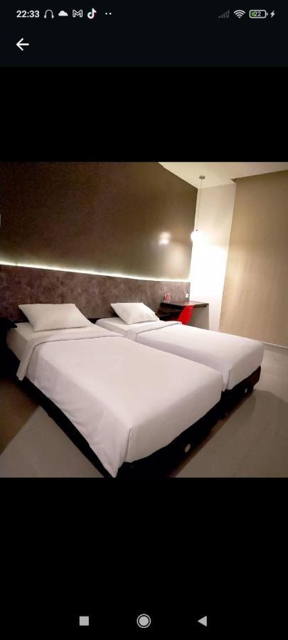Hotel Cendana Coliving Solo Baru Exterior foto