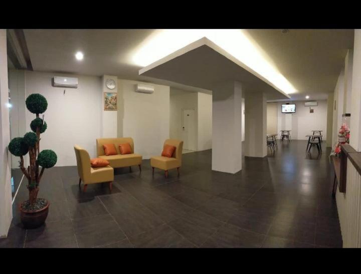 Hotel Cendana Coliving Solo Baru Exterior foto