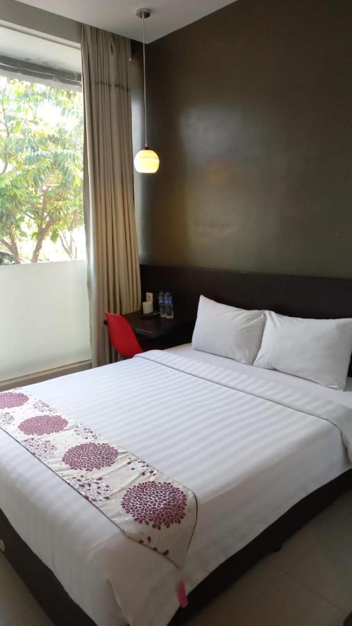 Hotel Cendana Coliving Solo Baru Exterior foto