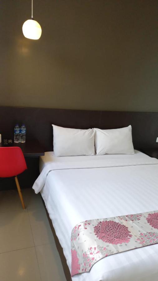 Hotel Cendana Coliving Solo Baru Exterior foto